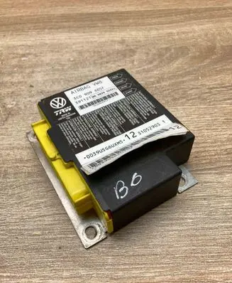 Volkswagen PASSAT B6 Airbag control unit/module 3C0909605F 39112108 USED