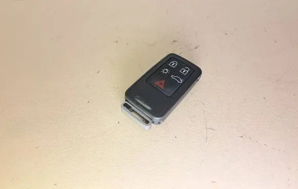 Volvo V70 Ignition key/card 31266627 5WK49264