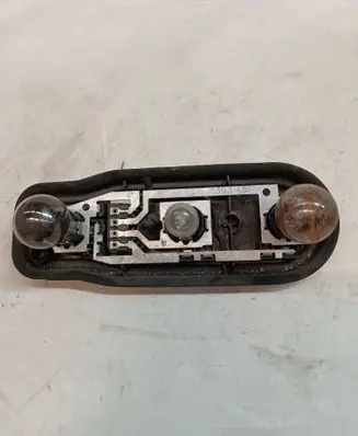 BMW 5 E39 Tail light bulb cover holder 399411