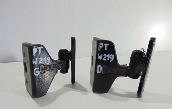 Mercedes-Benz CLS C219 Rear door hinge set 