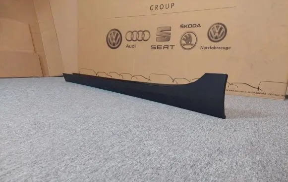 BMW 2 F44 Sill 7461381 51777461381
