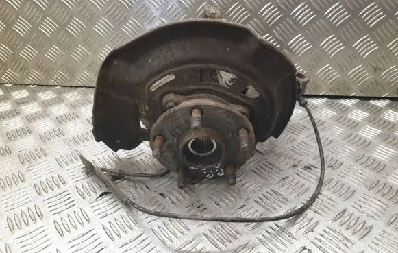 Toyota Auris 150 Front wheel hub