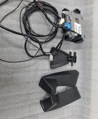 Windshield/windscreen camera