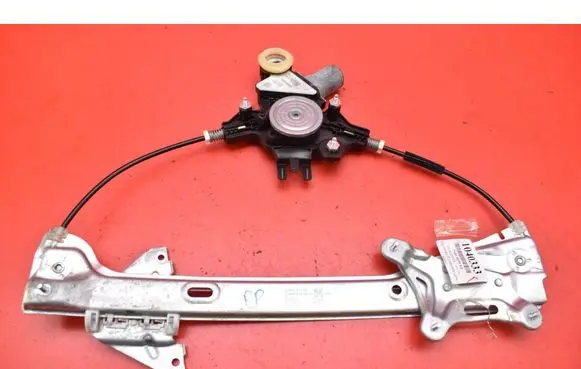 Toyota Corolla E10 Front door window regulator with motor 69810-02794-A