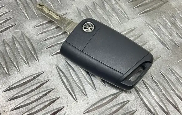 Volkswagen Golf VII Ignition key/card 5G0959752BA