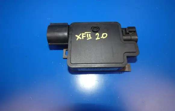 Jaguar XF X260 Coolant fan relay 940013004 990012998016