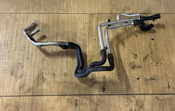 Porsche Cayenne (92A) Engine coolant pipe/hose 7P5121065