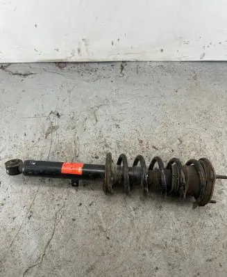 Lexus IS 200-300 Front shock absorber with coil spring
