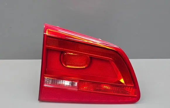 Volkswagen Touran II Tailgate rear/tail lights 176443 176452 176452L