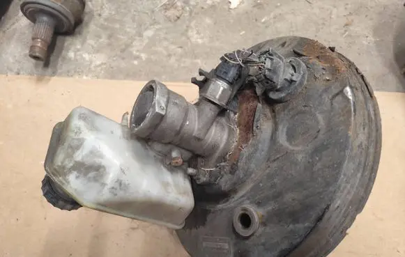 Renault Laguna II Brake booster 8200001577A 03787402014 03797402014