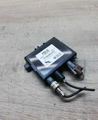 BMW X5 E53 Aerial antenna amplifier 6906070