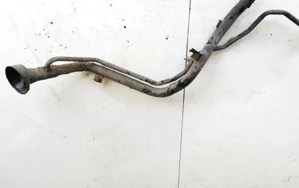 Fuel tank filler neck pipe