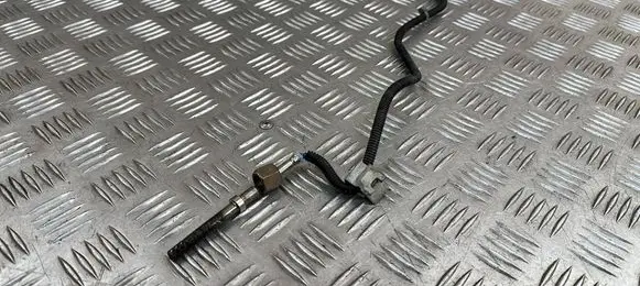 Mercedes-Benz E C207 W207 Exhaust gas temperature sensor A0019050600