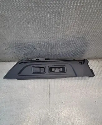 Peugeot 308 Other trunk/boot trim element 9839642980