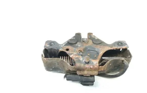 Lexus IS 220D-250-350 Engine bonnet/hood lock/catch