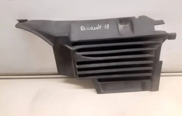 Renault 19 Front grill 7700819252