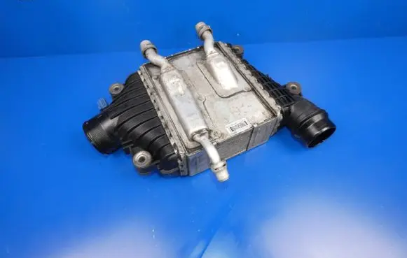 Jaguar XF X260 Intercooler radiator GX736K775AD