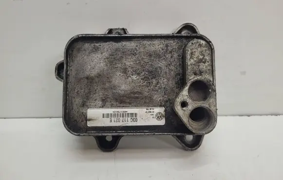 Volkswagen Golf VI Engine oil radiator 03C117021