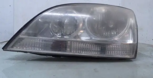 KIA Sorento Headlight/headlamp 921013E0