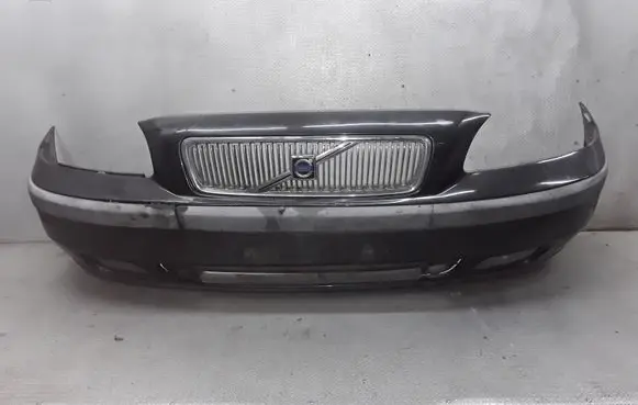 Volvo V70 Front bumper