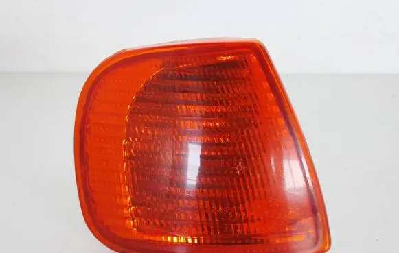 Volkswagen Polo III 6N 6N2 6NF Front indicator light 185213B