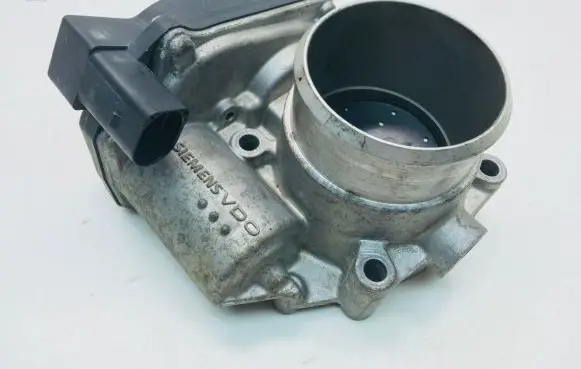 Volkswagen Golf V Throttle valve 06F133062G A2C53044094