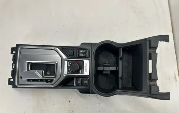 Subaru Forester SK Gear shifter surround trim plastic 92121SJ581 83211SJ030 92122SJ500
