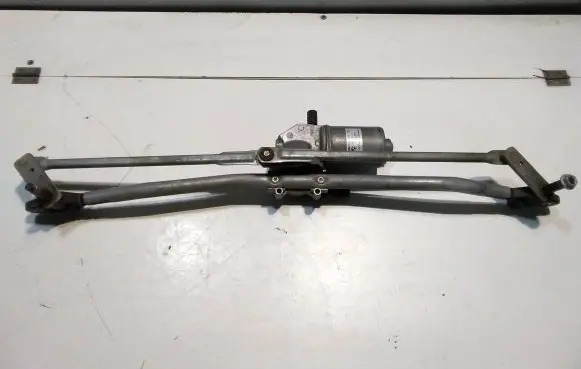 Mini Cooper Countryman R60 Front wiper linkage and motor 9804398 3145F W1936