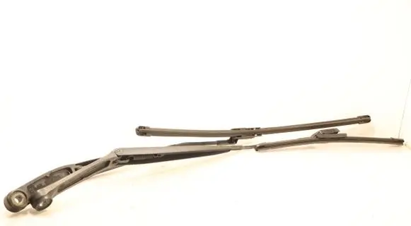 Fiat Tipo Front wiper blade arm