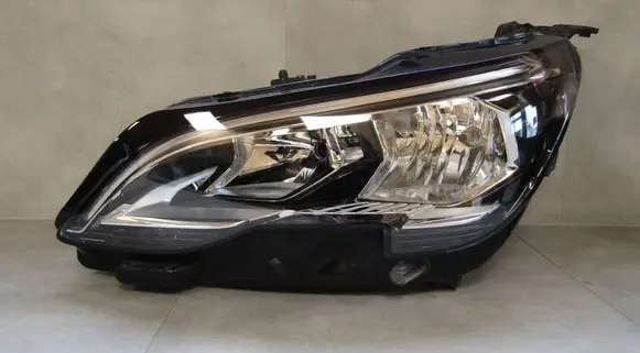 Peugeot 3008 II Headlight/headlamp 0HCRPL17502 90056582 9810478180