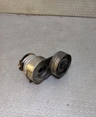 Opel Astra H Generator/alternator belt tensioner 