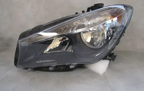 Mercedes-Benz CLA C117 X117 W117 Headlight/headlamp A1178200361