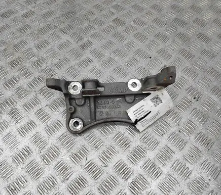 Peugeot 2008 II Engine mounting bracket 9826426680