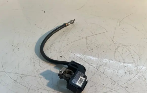 BMW X6 E71 Negative earth cable (battery) 6112916435701 9164357