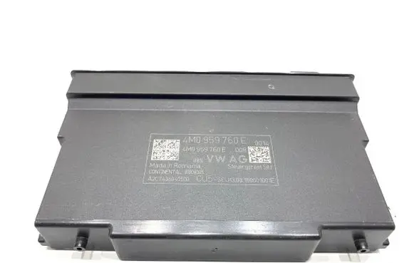Audi Q7 4M Other control units/modules 4M0959760E