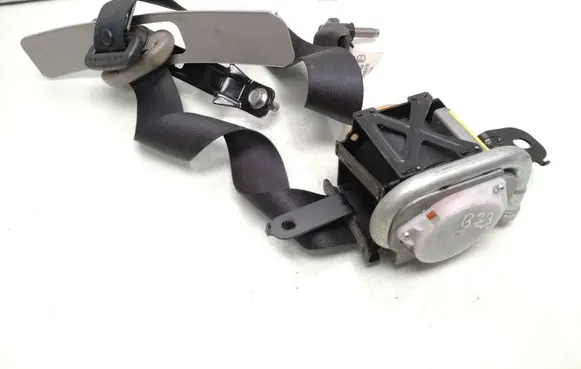 Nissan Navara D40 Front seatbelt 868854x30b 504qh9u1dk