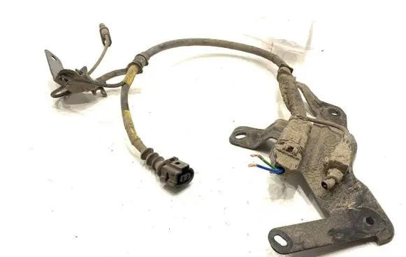 Nissan Qashqai J12 ABS wheel speed sensor