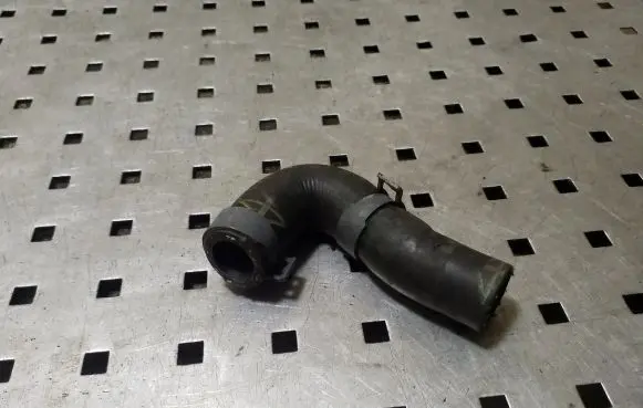 Audi Q7 4L Engine coolant pipe/hose 7L0819329A