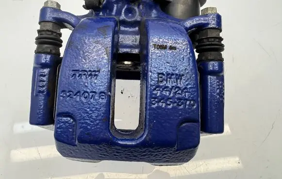 BMW iX Rear brake caliper A002A334 345370