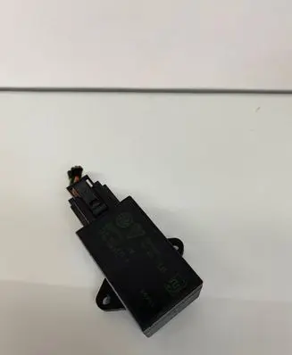 Volkswagen Touareg I Seat heating relay 7L0959772D
