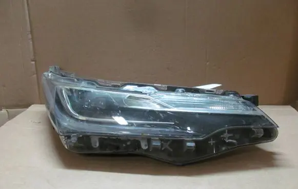 Toyota Corolla E160 E170 Headlight/headlamp 8111002L7000
