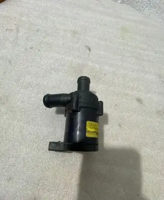 Audi Q7 4L Electric auxiliary coolant/water pump 7L0965561L