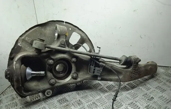 Mercedes-Benz GLE (W166 - C292) Front wheel hub A16610