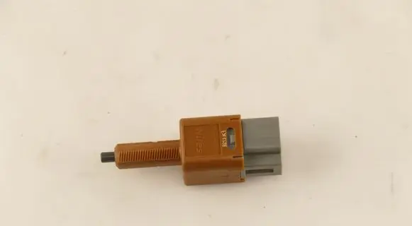 Nissan X-Trail T32 Brake pedal sensor switch
