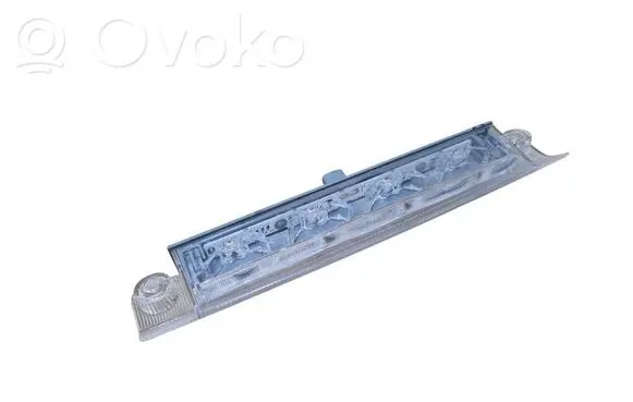 Toyota Yaris Cross Third/center stoplight 