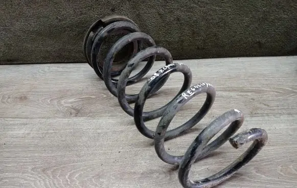 Volvo XC70 Rear coil spring