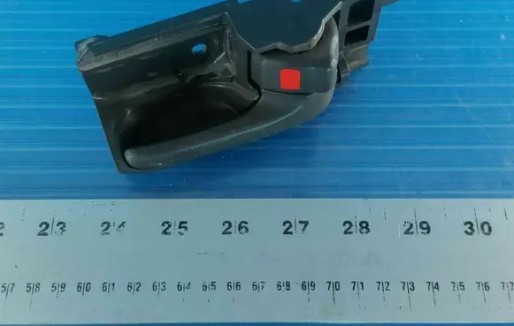 Nissan Navara D22 Front door interior handle 