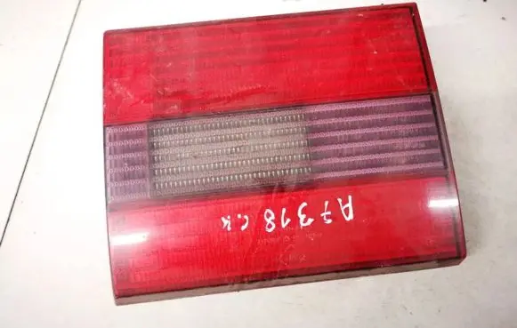Volkswagen PASSAT B4 Tailgate rear/tail lights 3a9945259