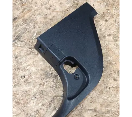 BMW 3 E90 E91 Foot area side trim 7066989 11242010