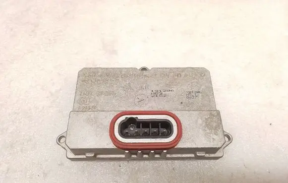 Mercedes-Benz E W211 Headlight ballast module Xenon 5DV00829000